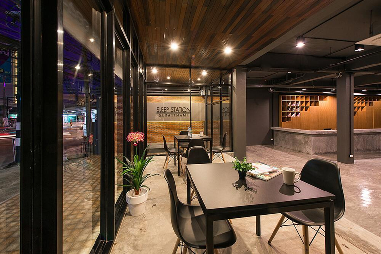 Food & Drinks 5, Sleep Station Suratthani, Muang Surat Thani