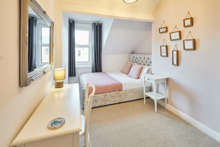 Room 4, Host Stay Allium House, North Yorkshire