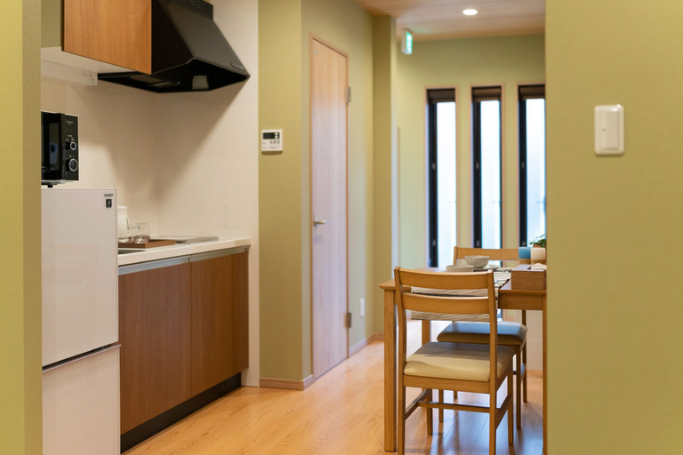 Others 5, HANASTAY SAKURA 2F, 6 minutes to Namba, brand new Japanese style, whole house floor heating, comfortable large bathtub, Osaka