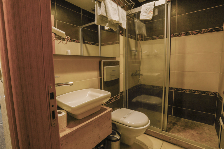 Bathroom 4, Nuzhet Hotel, Melikgazi