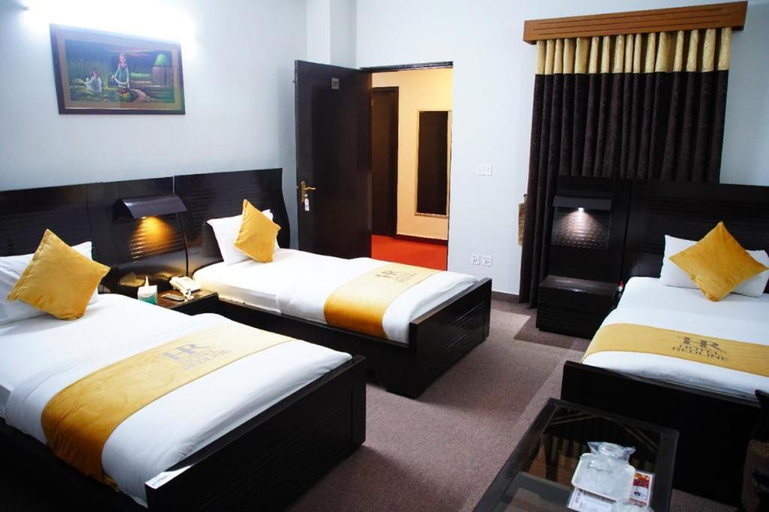 Bedroom 2, Hotel Red Line, Rawalpindi