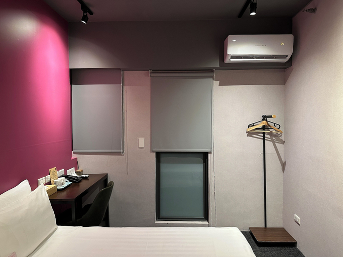 Bedroom 18