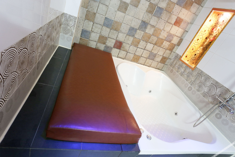 Bathroom 3, Hwagok Palace, Gangseo