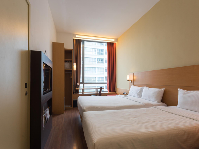 Bedroom 10