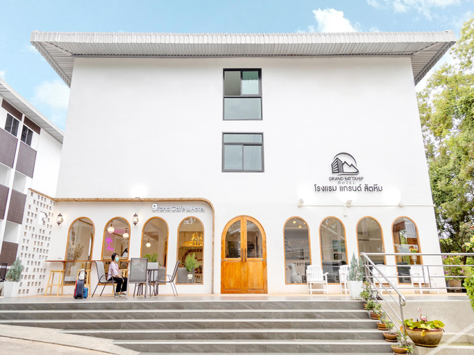 Exterior & Views 2, Grand Sattahip Hotel, Sattahip