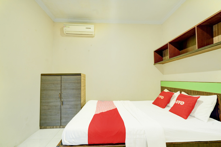 4, OYO 94393 Boarding Inn, Tegal