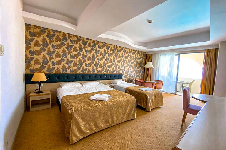 Bedroom 4, Grand Cortez Halal Family Hotel - All Inclusive, Alanya