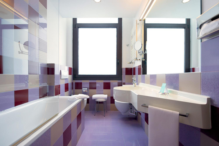 Bathroom 4, Mercure Rome Piazza Bologna, Roma