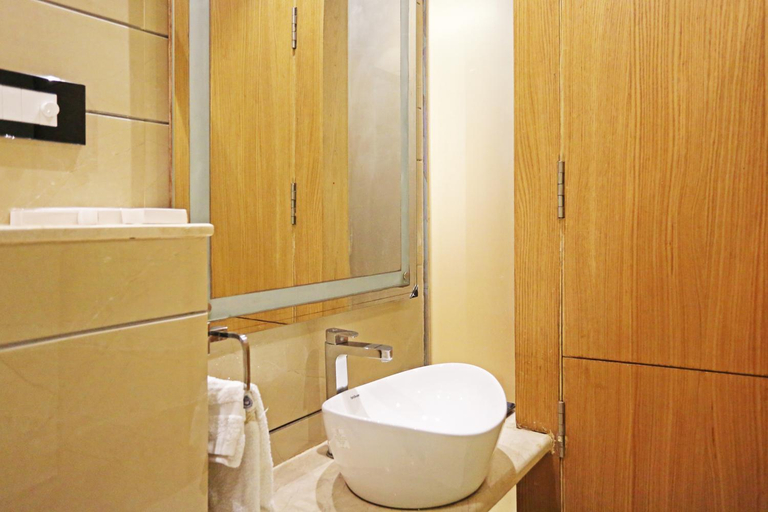 Bathroom 17