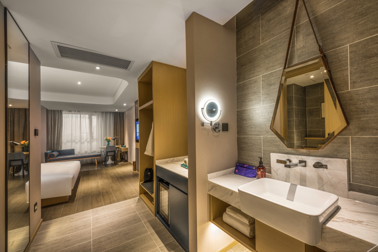 Bathroom 3, Atour Hotel Lianyungang High-speed Railway Station, Lianyungang