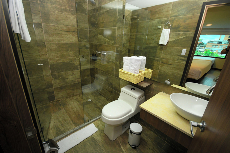 Bathroom 4, HOTEL AMERICAN VISA BOUTIQUE, Santafé de Bogotá
