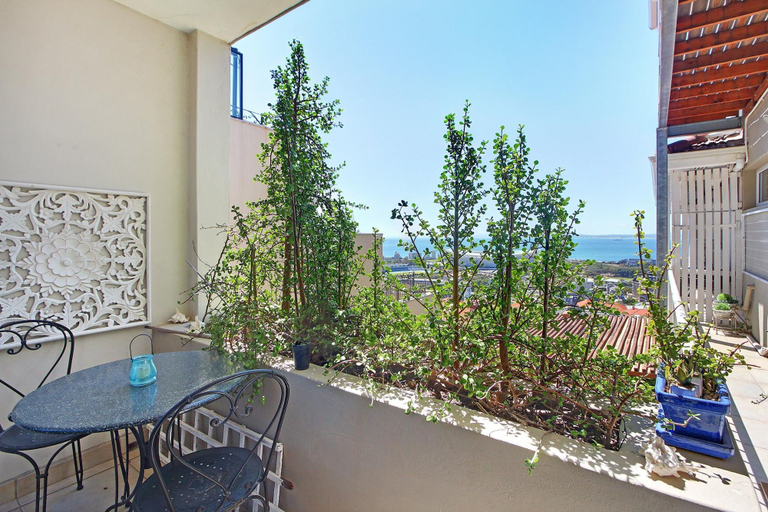 Room 4, Spacious 3bed Apt Overlooking Cape Town Panova, City of Cape Town