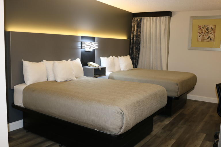 Bedroom 4, Quality Inn Bangor Airport, Penobscot
