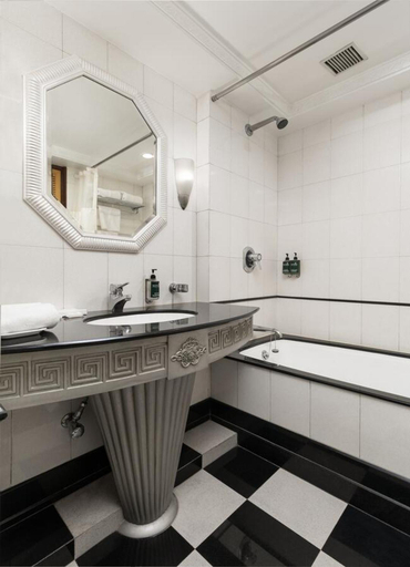 Bathroom 4, Sarovar Portico Kalupur Ahmedabad, Ahmadabad
