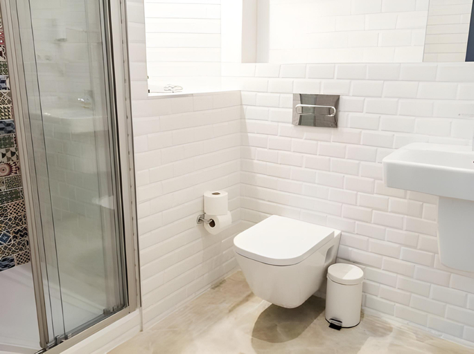 Bathroom 4, The Central House Barcelona Gracia, Barcelona