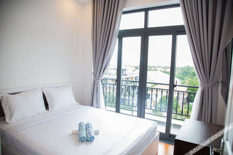 Bedroom 2, Melow Riverview Apartment, District 2