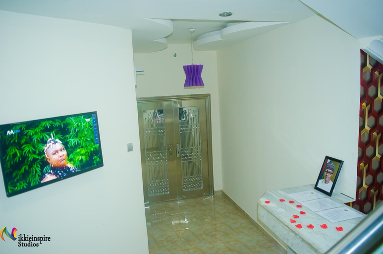 Bedroom 3, Pentagon International Hotel and Suites, Ikwerre