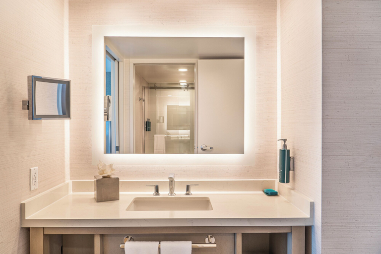 Bathroom 5, voco Orange County - Airport, Orange