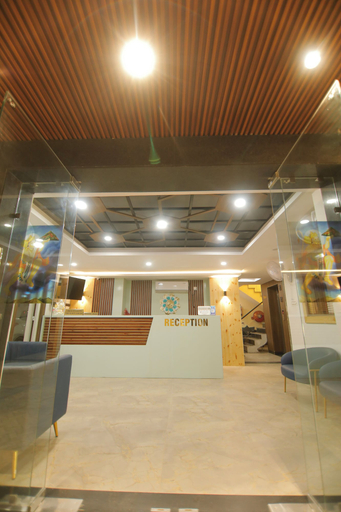 Others 5, Paarth Grand, Dehradun