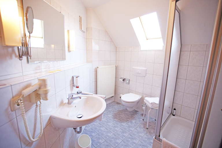 Bathroom 5, Goldener Adler, Bamberg