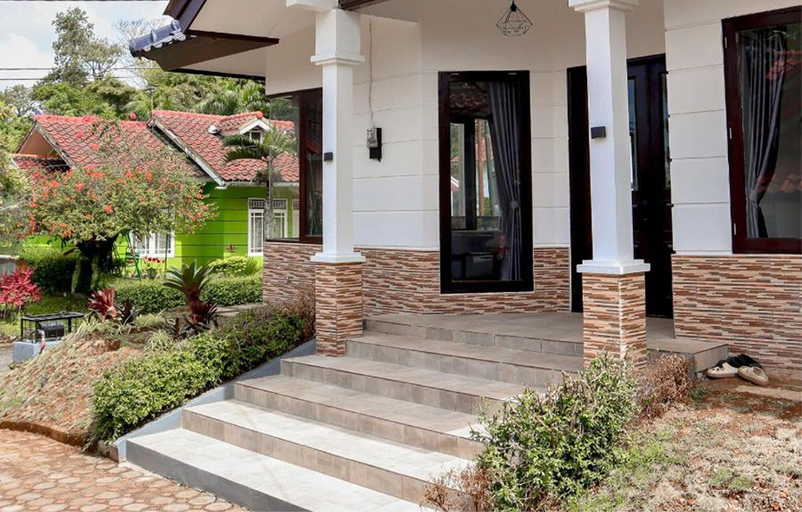 Exterior & Views 2, Sierra By Semusim Villa, Bogor