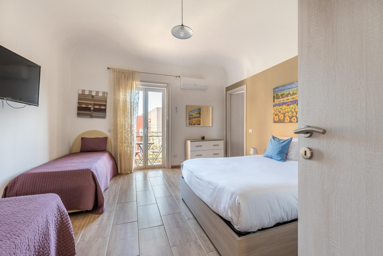 Bedroom 5, Mika Apartment Alla Stazione, Palermo