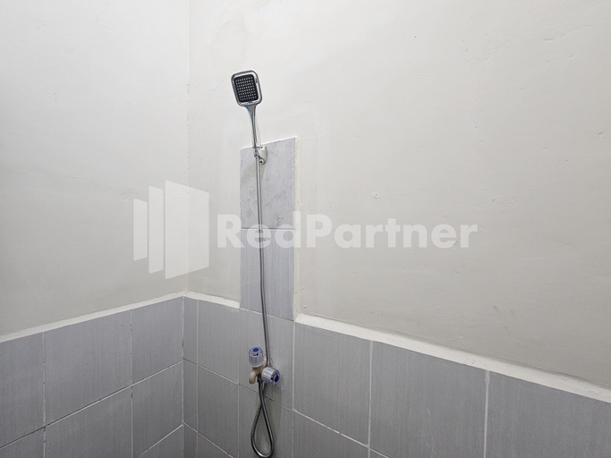 Bathroom 3, Gedangan Indah Homestay RedPartner, Sidoarjo