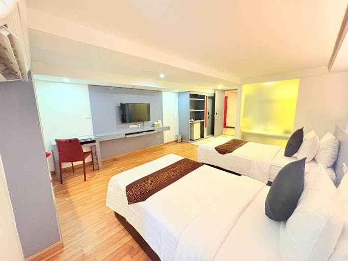 Bedroom 16