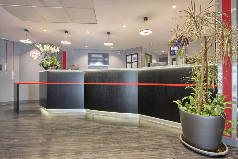 Public Area 2, ibis Paris Nord Porte de Saint Ouen, Seine-Saint-Denis