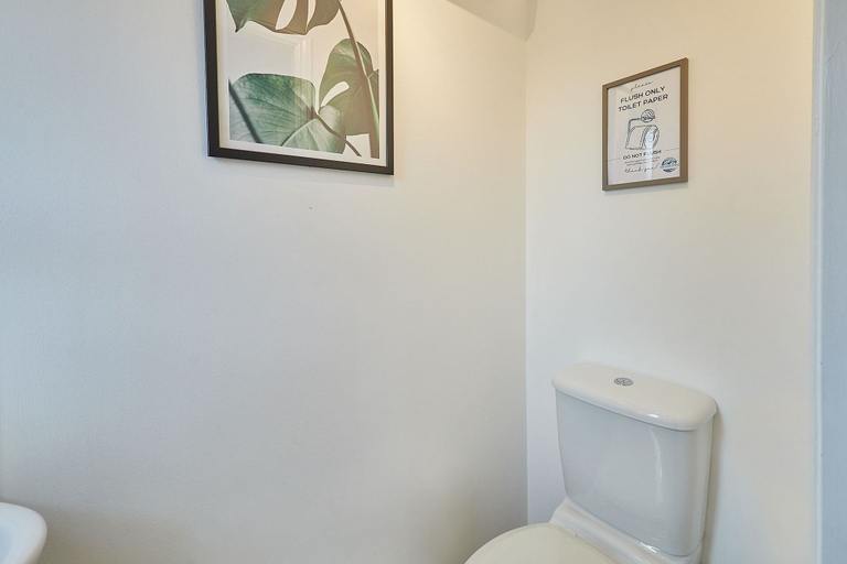 Room 3, Host Stay Polwell Road, Leicestershire