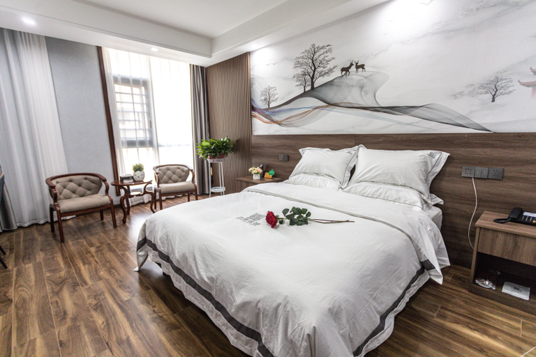 Bedroom 2, Guangshan Baitai Hotel, Xinyang