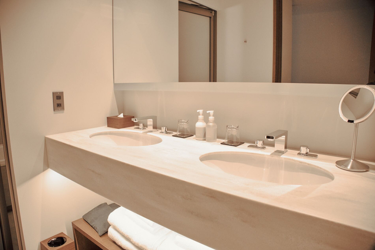 Bathroom 5, Marufukuro, Kyoto