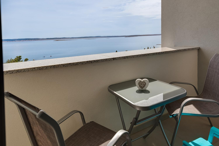Balcony/terrace 3, Villa Stjepanovic, Starigrad