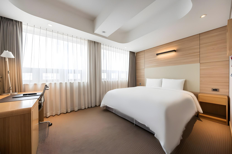 Bedroom 11