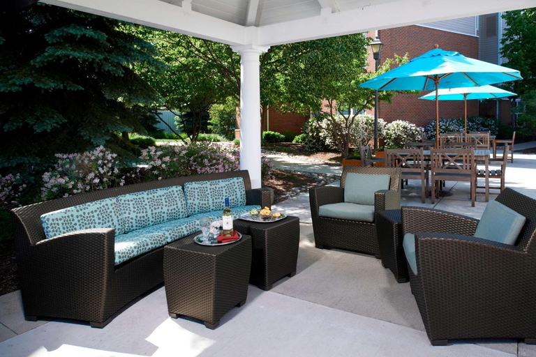 Food & Drinks 5, Sonesta ES Suites Chicago Waukegan Gurnee, Lake