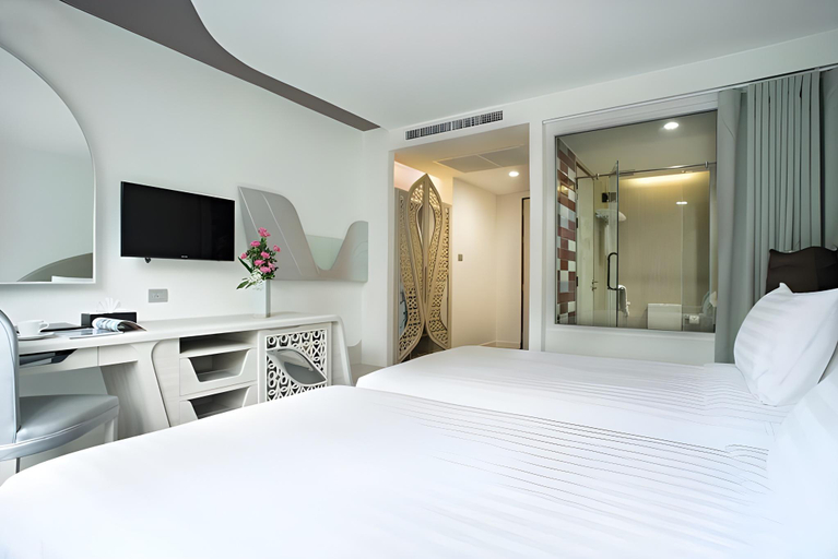 Bedroom 23