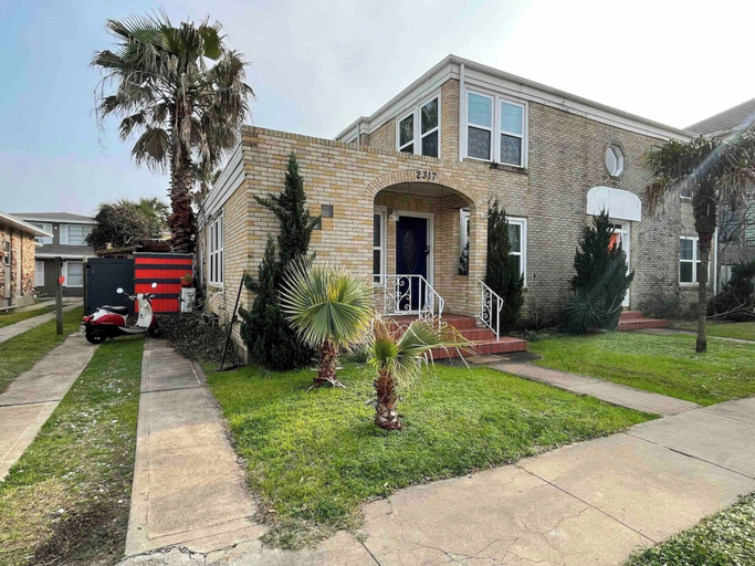 Exterior & Views 2, Under the Sea, Galveston