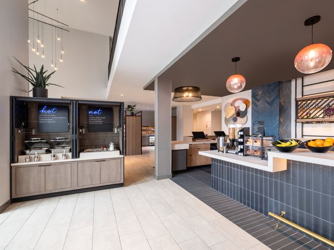 Food & Drinks 5, Atwell Suites AUSTIN AIRPORT by IHG, Travis