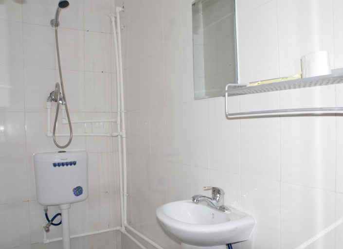 Bathroom 3, Qingquan Hotel, Jinan