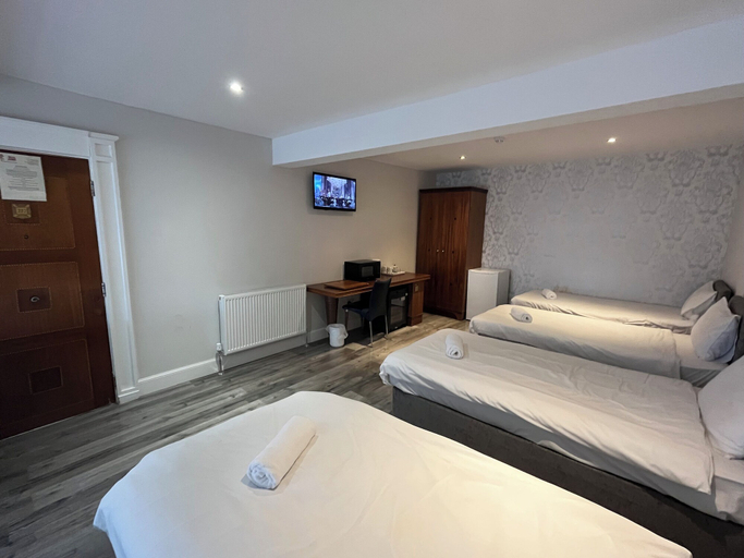 Bedroom 2, Park View Rooms, Edinburgh