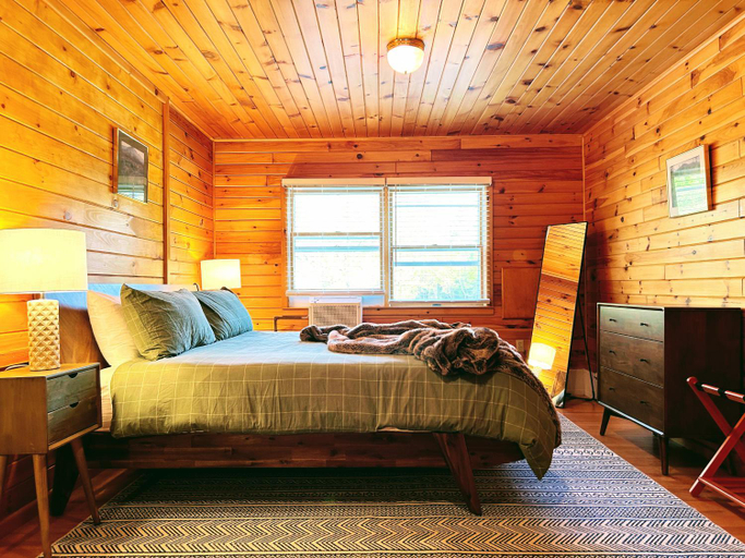 Bedroom, NewVida Preserve, Essex