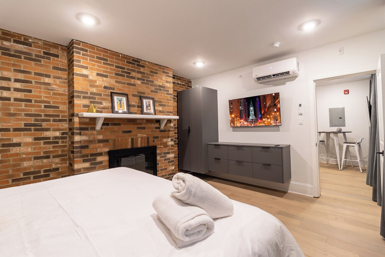 Bedroom 3, Thena Hotel - Oversized 1 Bedroom, Philadelphia