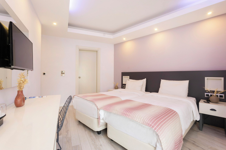 Bedroom 3, Datca Sapphire Hotel, Datça