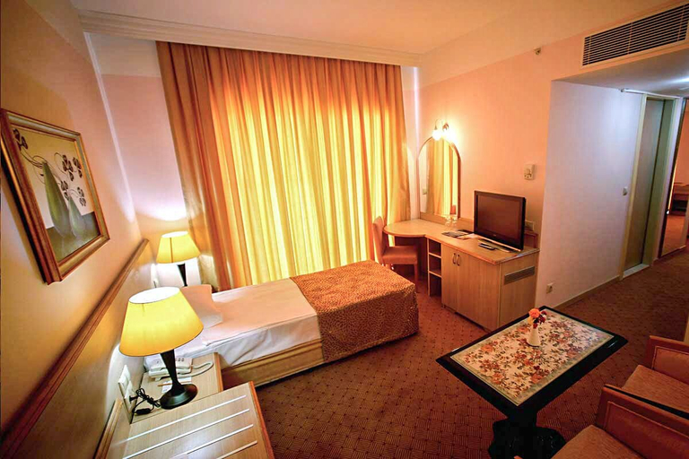 Bedroom 3, Grand Cortez Halal Family Hotel - All Inclusive, Alanya