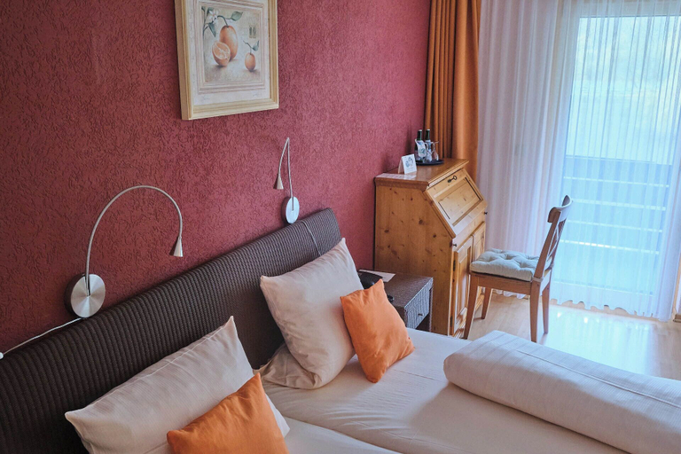 Bedroom 2, Hotel Forellenhof, Birkenfeld