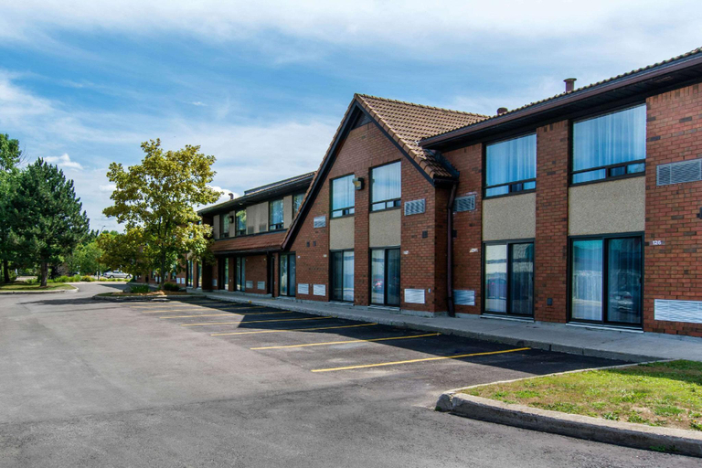 Others 5, Comfort Inn, Muskoka