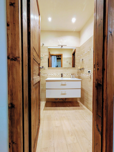 Bathroom 2, TuscanyLettings Studio&Room, Siena
