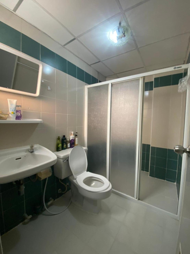 Bathroom 4, City Residence Ratchadaphisek, Din Dang