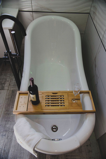 Bathroom 4, Nyamankulu Guest Lodge, Ehlanzeni