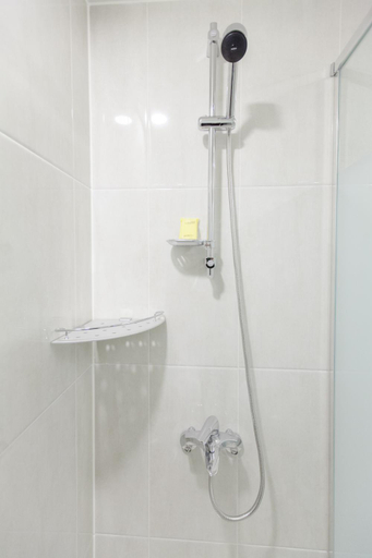 Bathroom 6